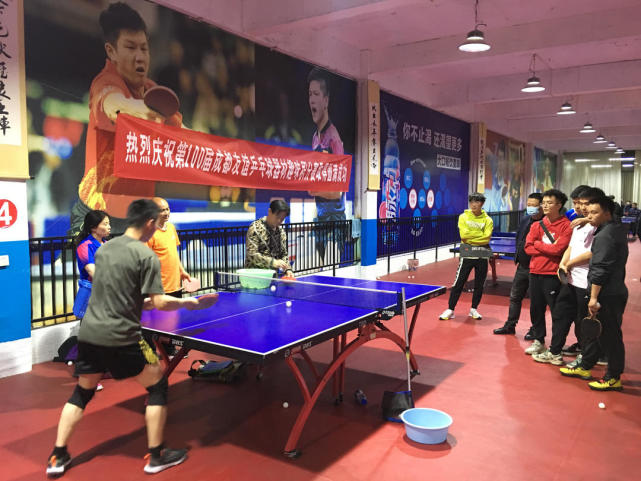 两名具备对 两名具备对